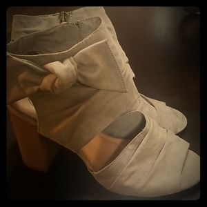 Tope Heels- super cute